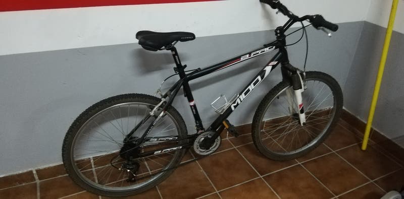 Bicicleta B-PRO M100