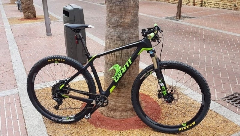 Bicicleta Giant de Carbono 