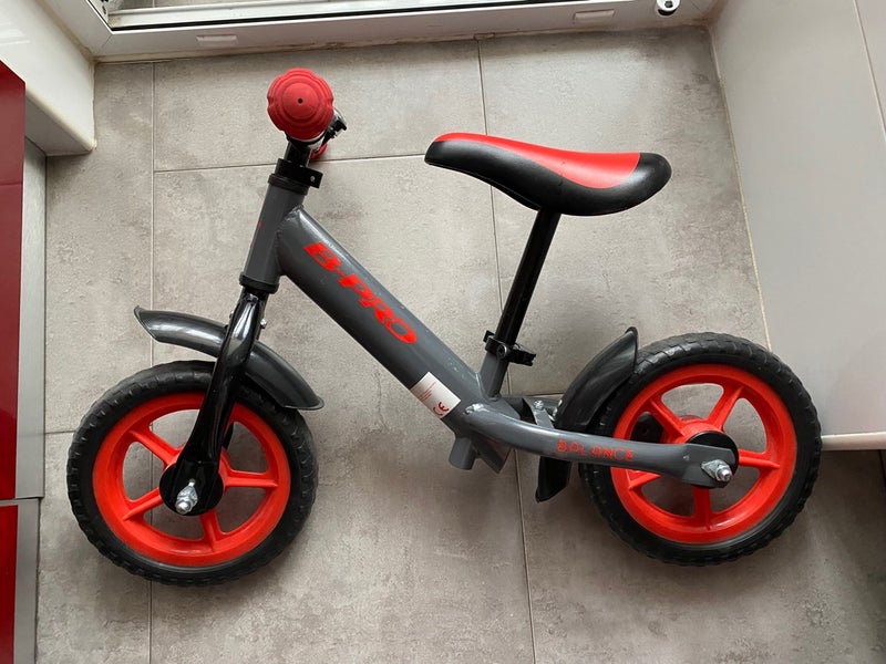 Bicicleta sin ruedas niños