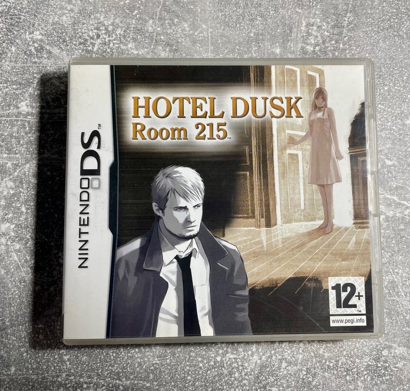Hotel Dusk Room 215- Nintendo DS