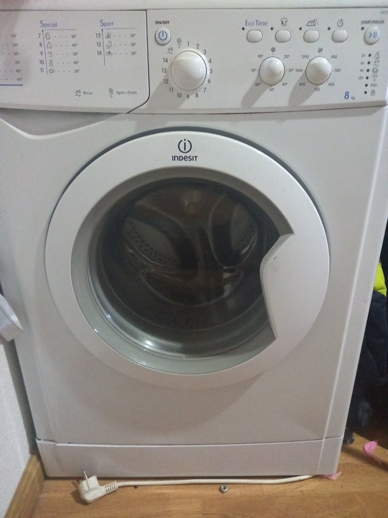 lavadora indesi placticamente nueva