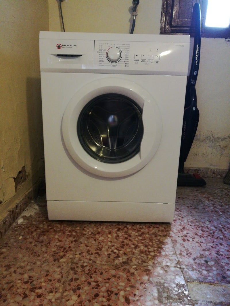 lavadora totalmente nueva, menos de 2 años