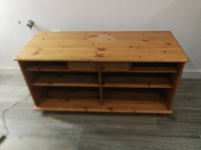 Mueble tv de madera maciza