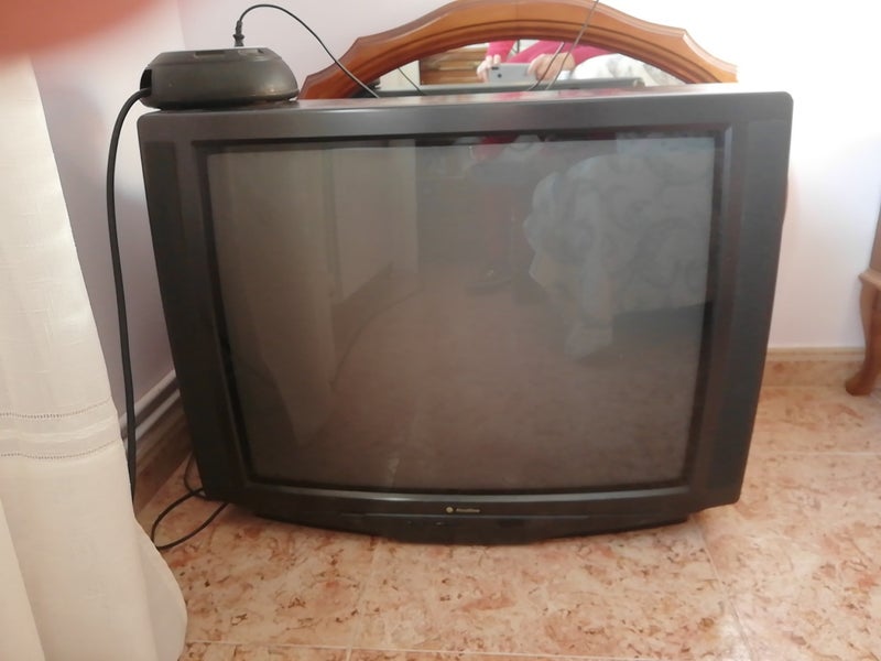 televisor antiguo 